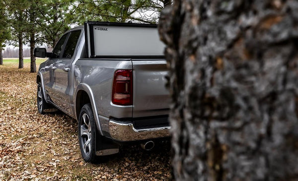 ACCESS Covers LOMAX STANCE Hard Folding Tonneau Cover (MPN: G3040039)