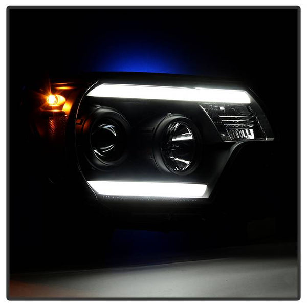 Spyder Automotive Headlight Assembly (MPN: 5081711)