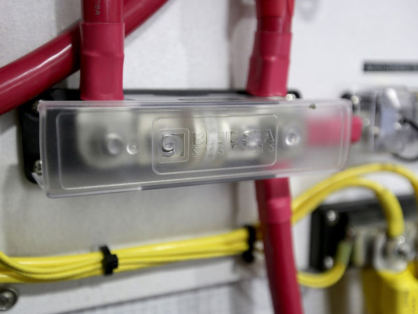 Blue Sea Fuse Block (MPN: 5502-BSS)