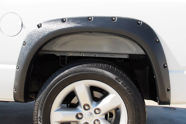 Lund Fender Flare RX-Rivet Style (MPN: RX203TB)