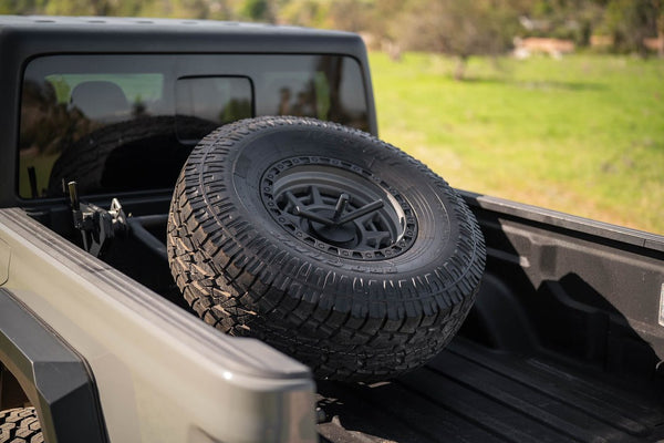 DV8 Offroad Spare Tire Carrier (MPN: TCGL-03)