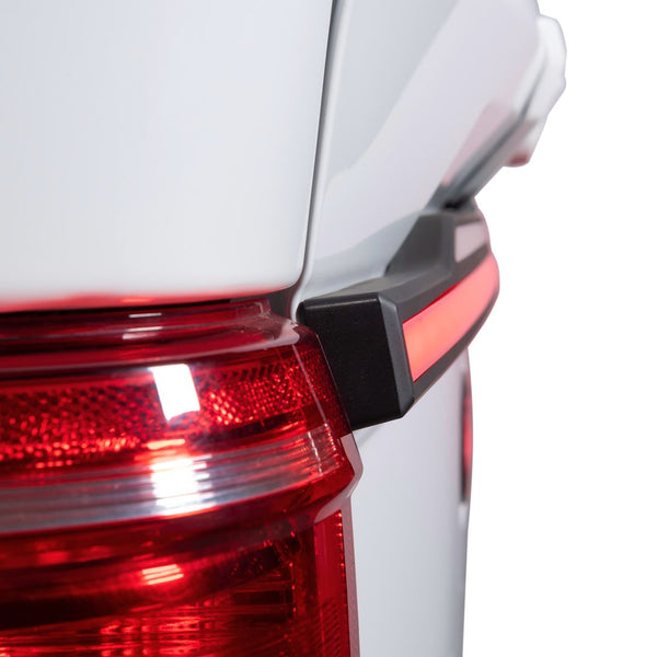 Putco Excalibur LED Tailgate Light Bar (MPN: 92060-18)