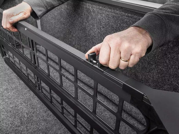 Roll-N-Lock Cargo Manager (MPN: CM532)