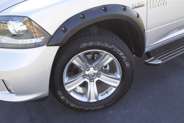Lund Fender Flare RX-Rivet Style (MPN: RX204S)