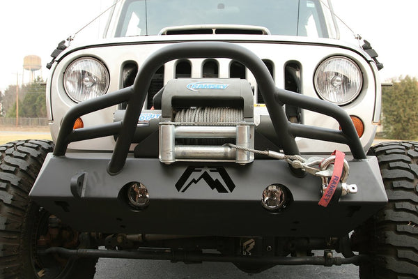 Fab Fours Hardcore Stubby Winch Bumper (MPN: JK07-B1854-B)