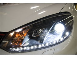 Spyder Automotive Headlight Assembly (MPN: 5012111)
