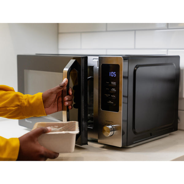 Magic Chef Countertop Microwave Oven (MPN: MC110AMST)