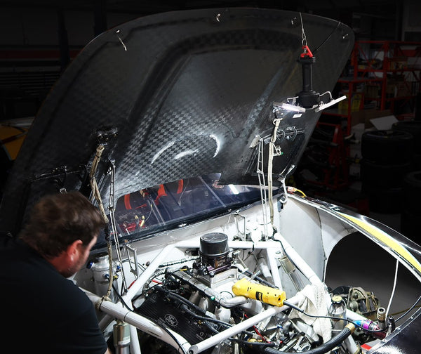 STKR Concepts TRiLIGHT Shop Light (MPN: 00177)