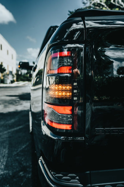 Recon Tail Light Assembly (MPN: 264338BK)