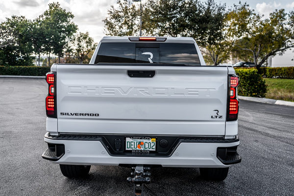 Recon Tail Light Assembly (MPN: 264397LEDCL)