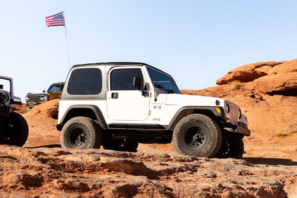 DV8 Offroad Hard Top (MPN: HT96SB22)
