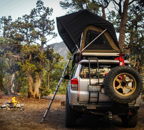 Wilco Offroad Hitchgate Spare Tire Carrier (MPN: UHG3060)