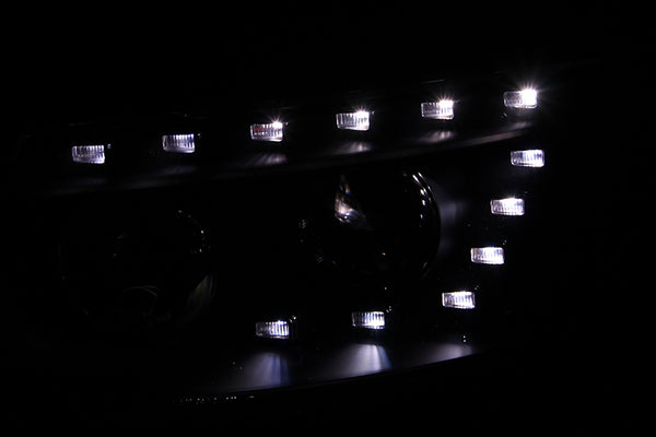 AnzoUSA Headlight Assembly (MPN: 111237)