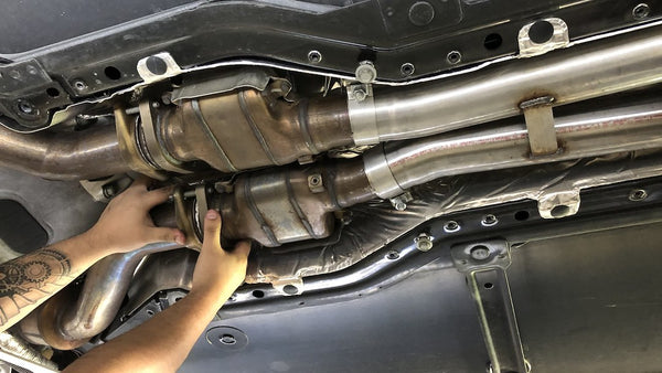 Corsa Performance Exhaust Crossover Pipe (MPN: 21078)