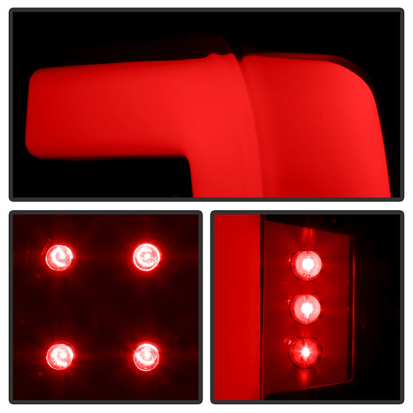 Xtune Tail Light Assembly (MPN: 9053726)