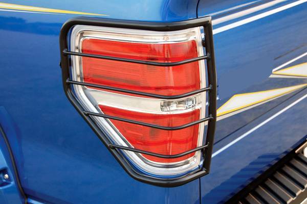 Black Horse Off Road Tail Light Guard (MPN: 7FDF1A)