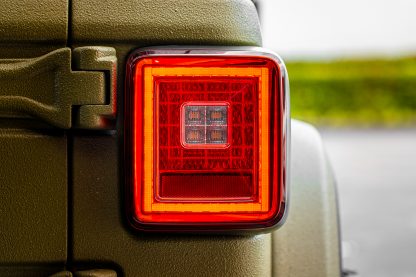 Recon Tail Light Assembly (MPN: 264237RD)