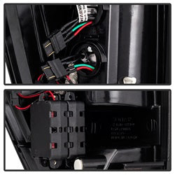 Spyder Automotive Tail Light Assembly (MPN: 5001061)