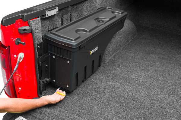 UnderCover SwingCase Truck Storage Box (MPN: SC203D)