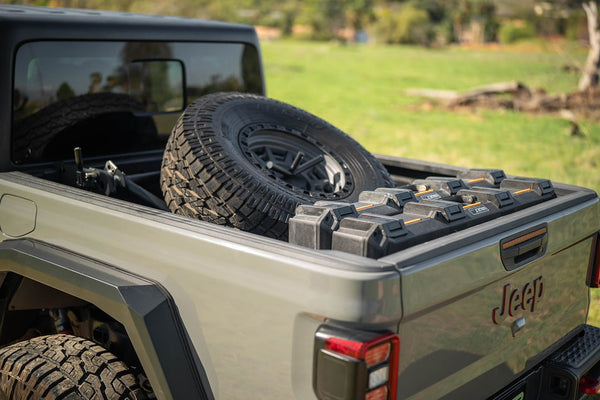 DV8 Offroad Spare Tire Carrier (MPN: TCGL-03)