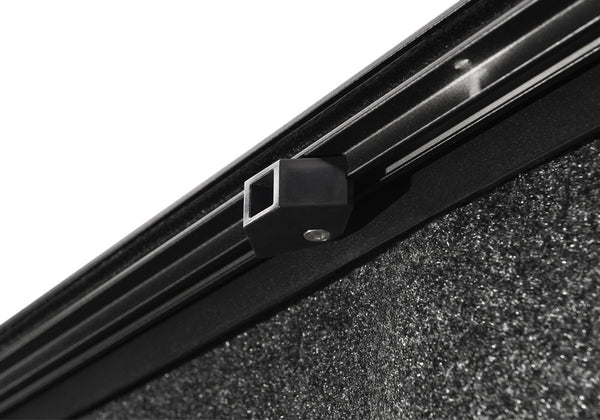 Retrax Tonneau Cover (MPN: 30322)
