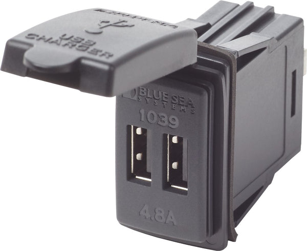 USB outlet for charging devices (MPN: 1039-BSS)