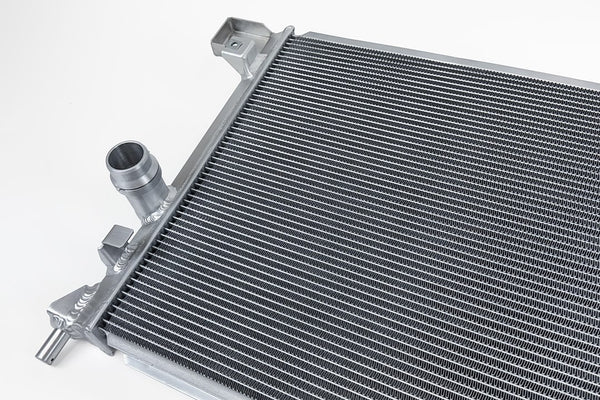 CSF Cooling Aluminum Radiator (MPN: 8228)