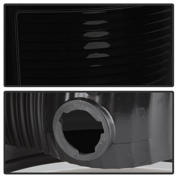 Xtune Tail Light Assembly (MPN: 9038518)