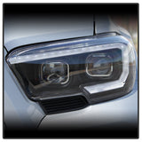 Xtune Headlight Assembly (MPN: 9039256)