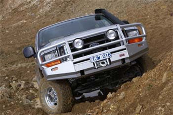 ARB Deluxe Bull Bar (MPN: 3436030)
