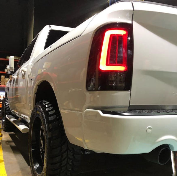 Recon Tail Light Assembly (MPN: 264369BK)