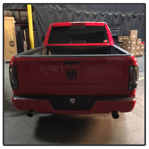 Spyder Automotive Tail Light Assembly (MPN: 5084064)