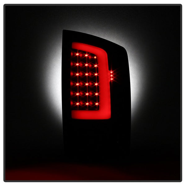 Xtune Tail Light Assembly (MPN: 9040269)