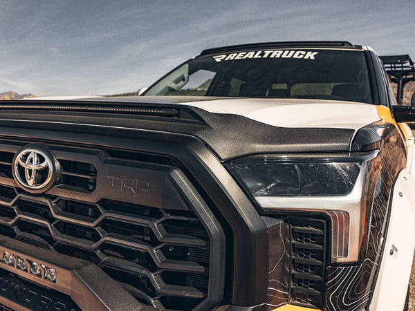 Husky Liner Aeroskin LightShield PRO (MPN: 2820156)