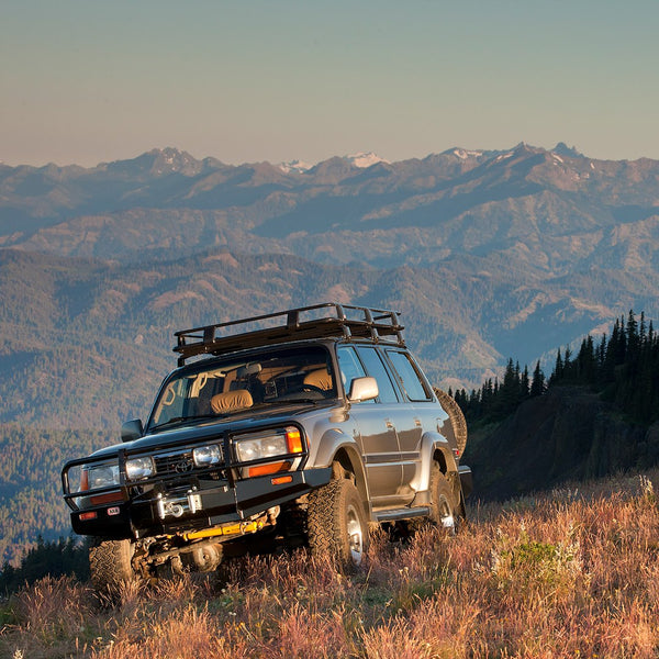 ARB Deluxe Bull Bar (MPN: 3411050)