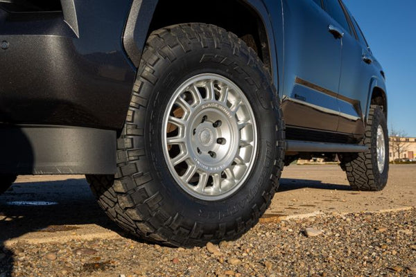 ReadyLIFT SST Series Lift Kit (MPN: 69-53300)