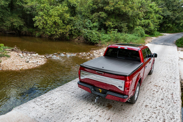 UnderCover SE Tonneau Cover (MPN: UC2216)
