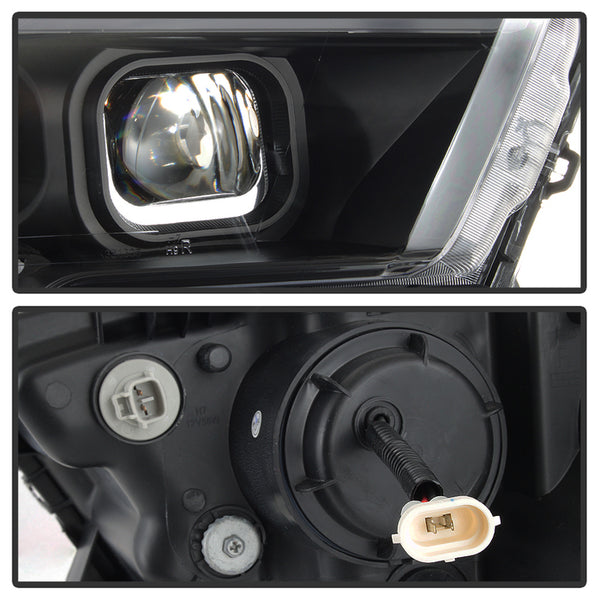 Xtune Headlight Assembly (MPN: 9039256)