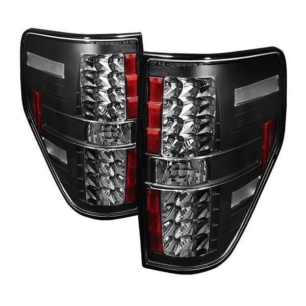 Spyder Automotive Tail Light Assembly (MPN: 5008374)