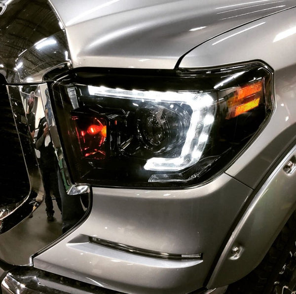 Recon Headlight Assembly With Halogen Bulb (MPN: 264294BKC)