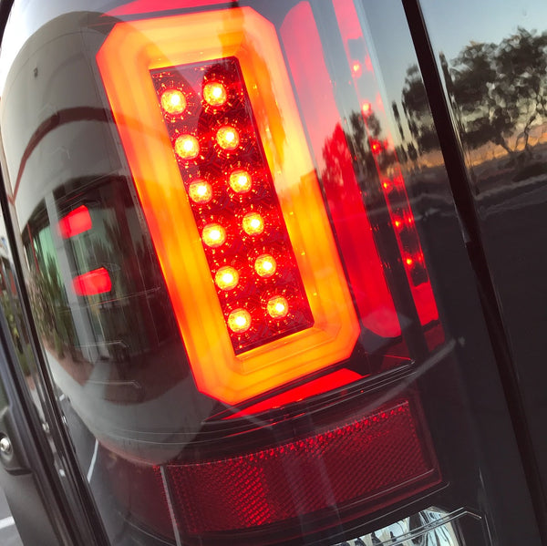 Recon Tail Light Assembly (MPN: 264298RBK)