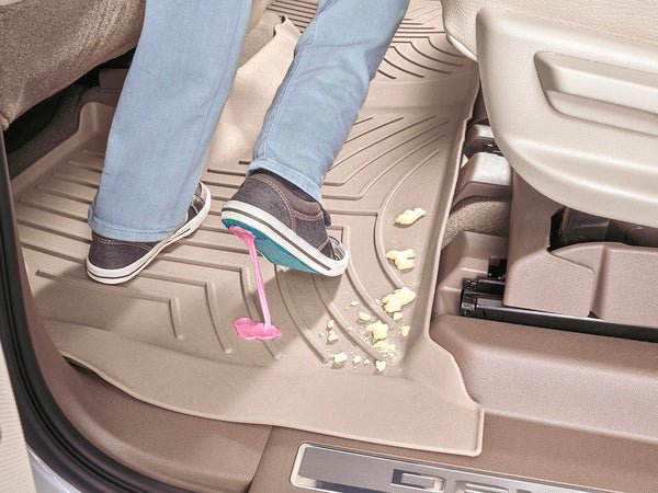 WeatherTech Floor Liner HP (MPN: 4710126IM)