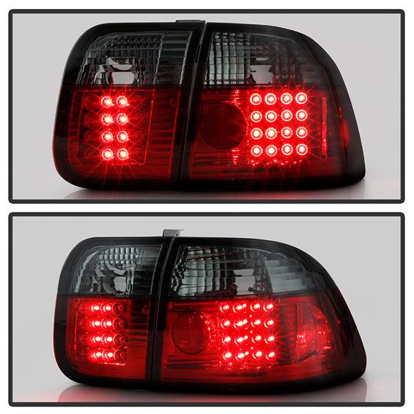 Spyder Automotive Tail Light Assembly (MPN: 5005038)