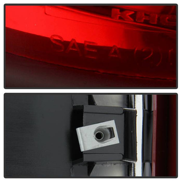 Spyder Auto Group Tail Light Assembly (MPN: 9045806)
