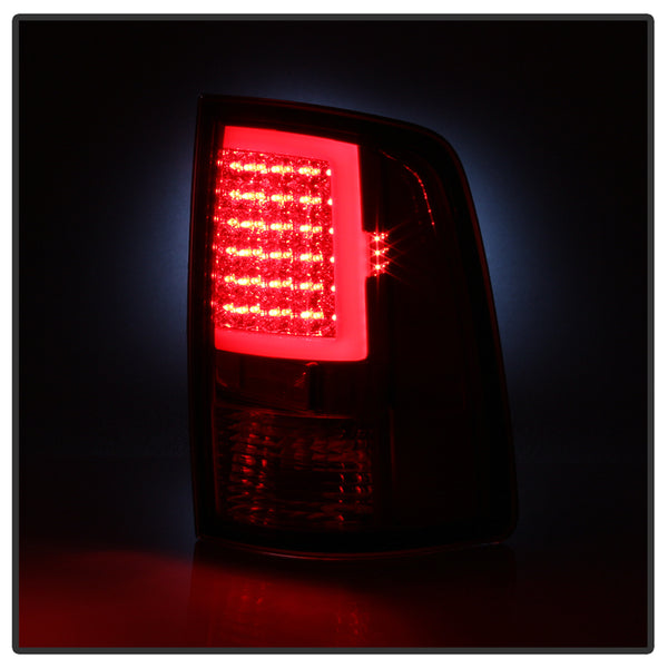 Xtune Tail Light Assembly (MPN: 5082213)