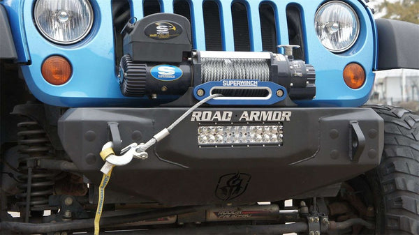 Road Armor Stubby Bumper (MPN: 509R0B)