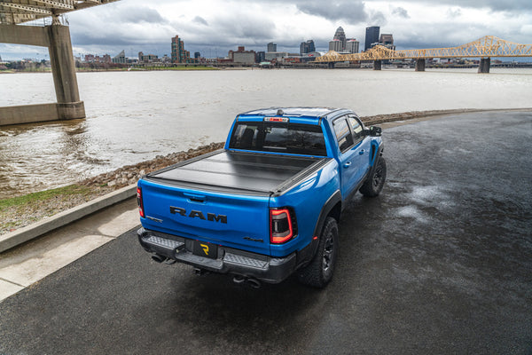 UnderCover Ultra Flex Hard Folding Tonneau Cover (MPN: UX32008)