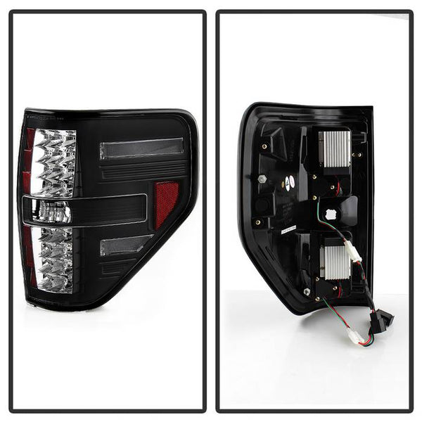 Spyder Automotive Tail Light Assembly (MPN: 5008374)