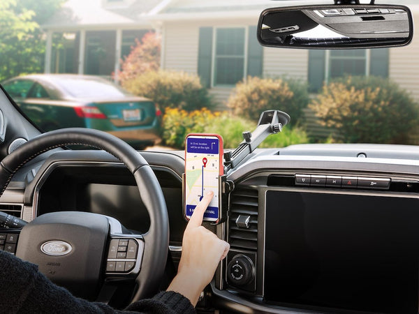 WeatherTech WindshieldFone Phone Mount (MPN: 8AWF1)