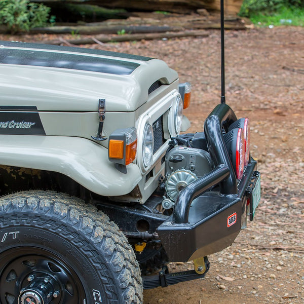 ARB Deluxe Bull Bar One Piece Design (MPN: 3420020)